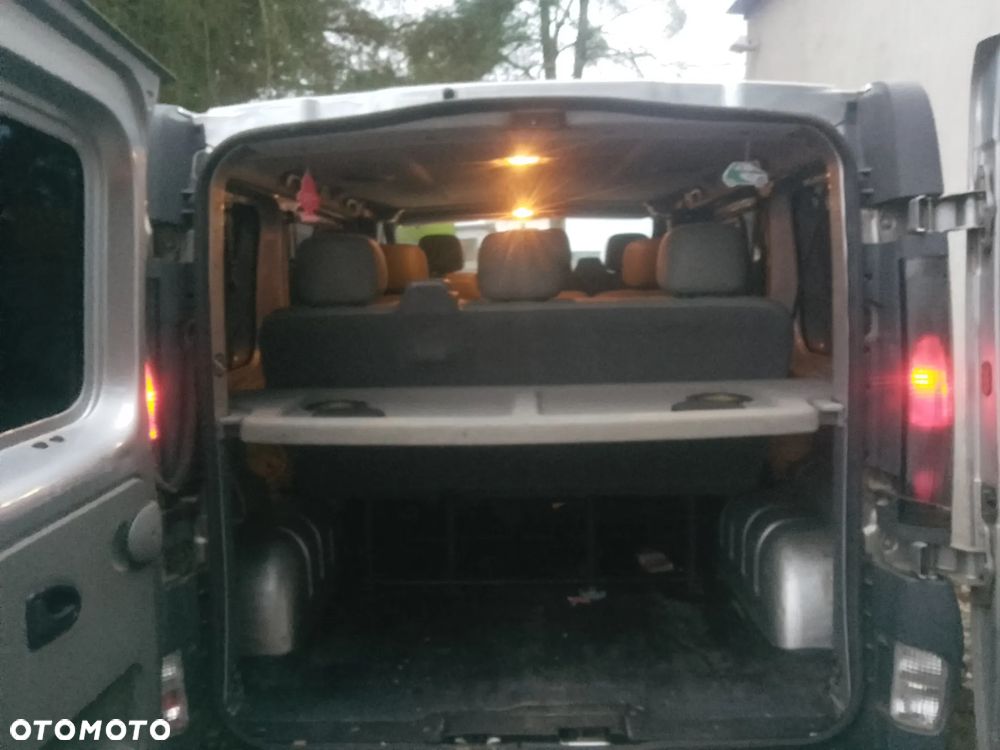 Renault Trafic Passenger - 3