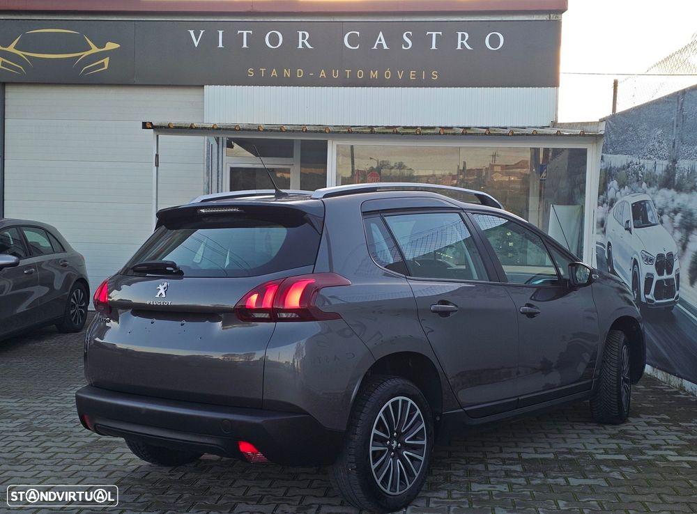 Peugeot 2008 1.2 PureTech Active - 7