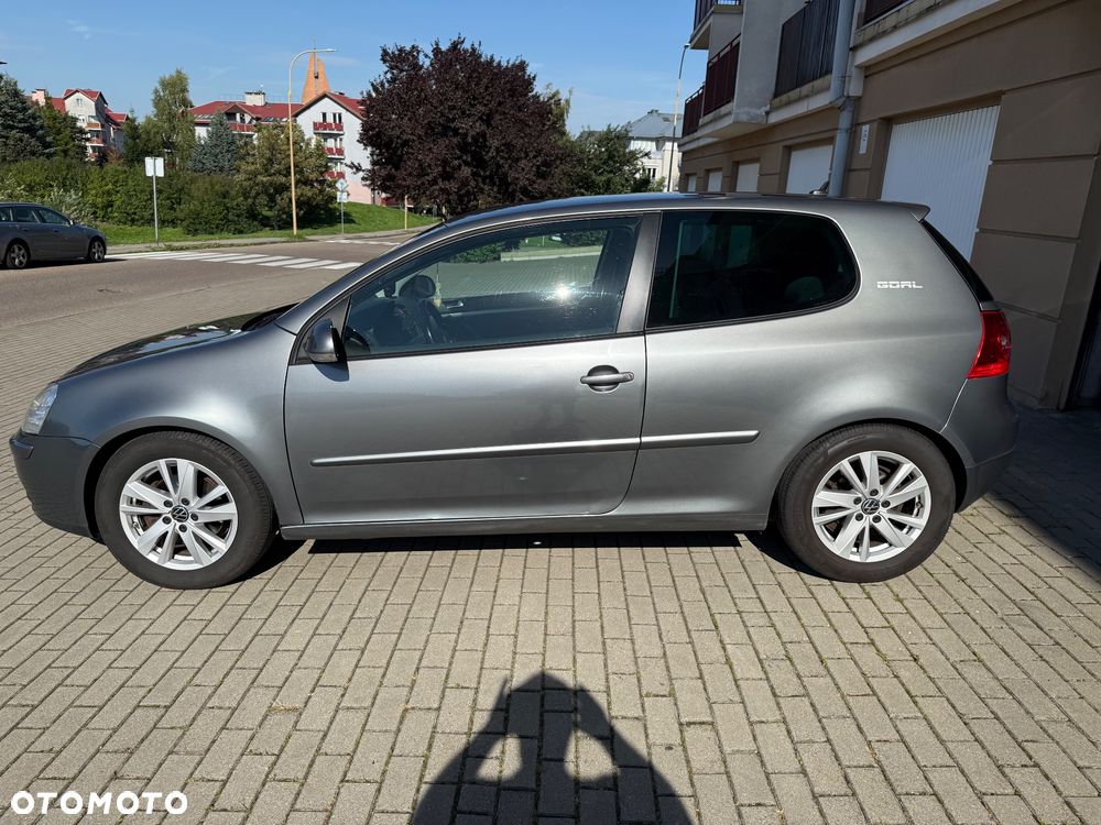 Volkswagen Golf - 8