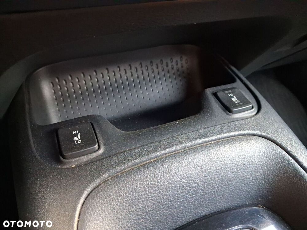Toyota Corolla 1.8 Hybrid Comfort - 26