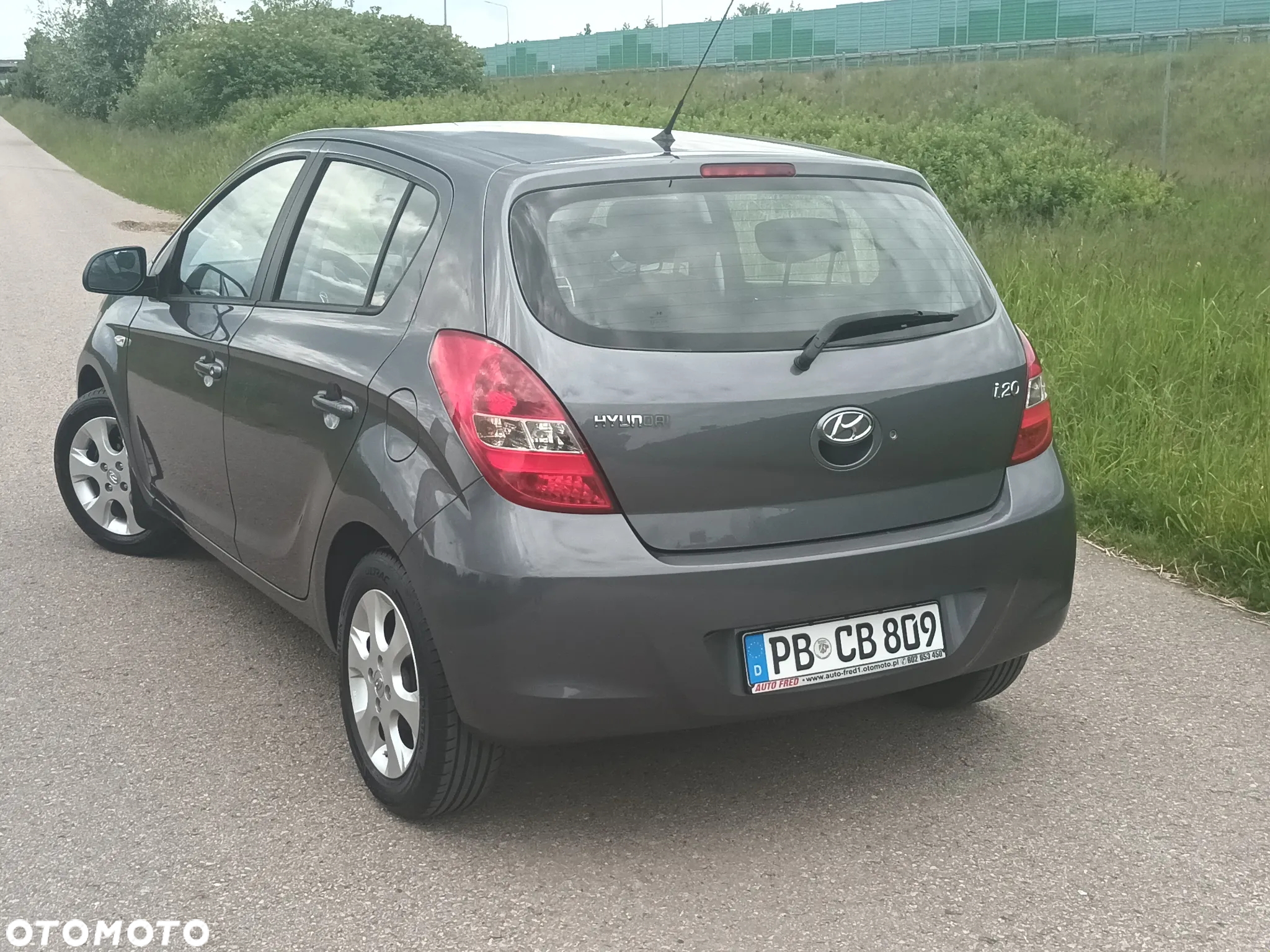Hyundai i20 - 15