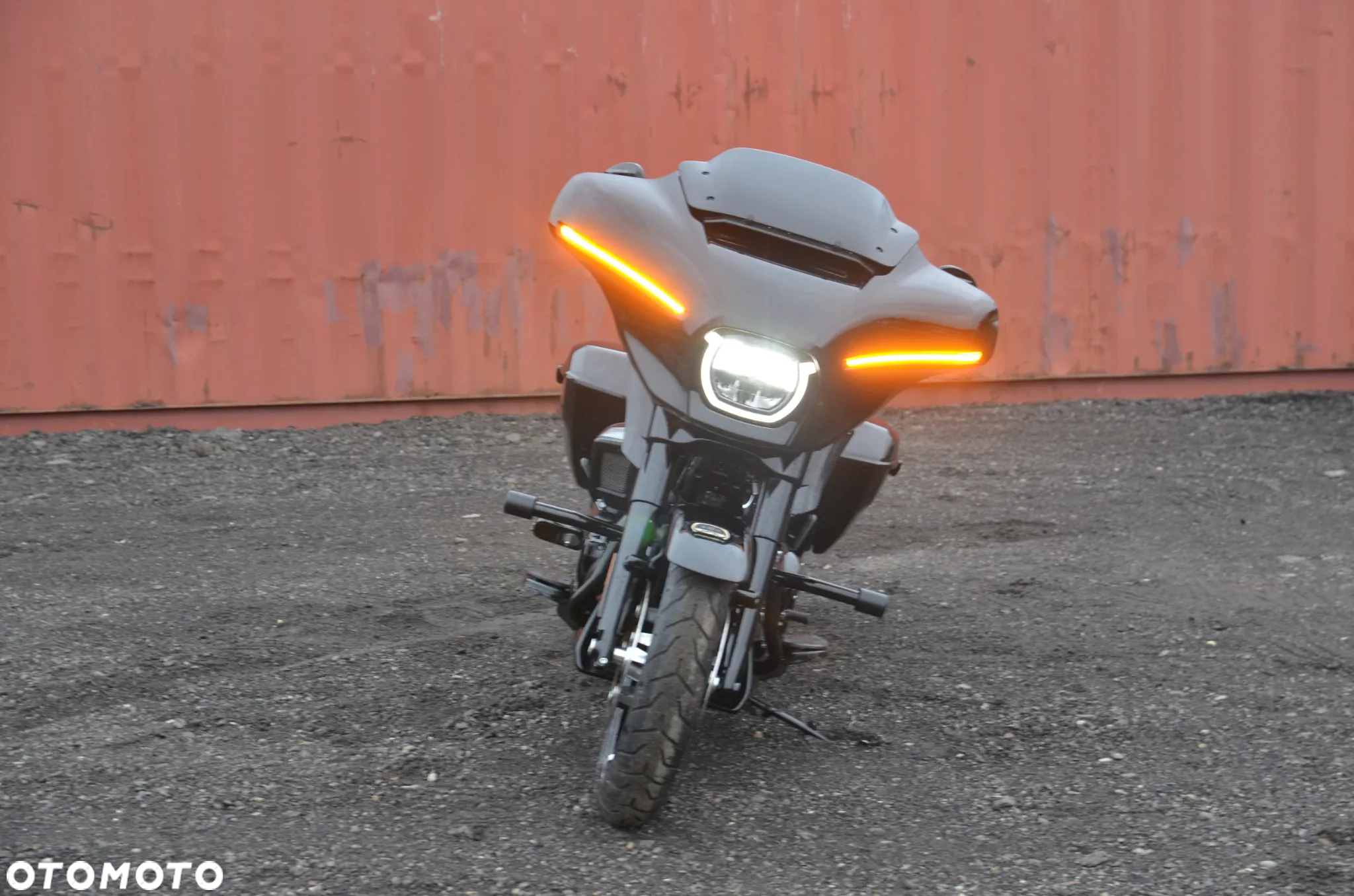 Harley-Davidson Street Glide Trike - 14