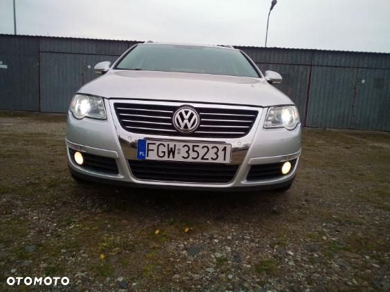 Volkswagen Passat Variant 2.0 TDI DPF DSG Highline - 1