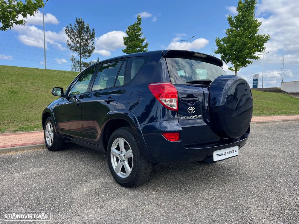 Toyota RAV4 2.2 D-CAT 4x4 Sol - 5