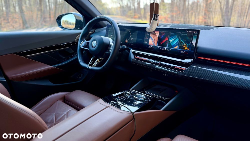 BMW Seria 5 540d xDrive mHEV M Sport - 40