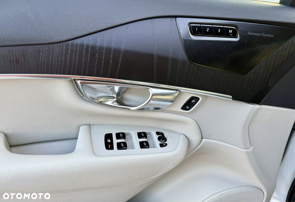 Volvo XC 90 B5 D AWD Geartronic Inscription - 37