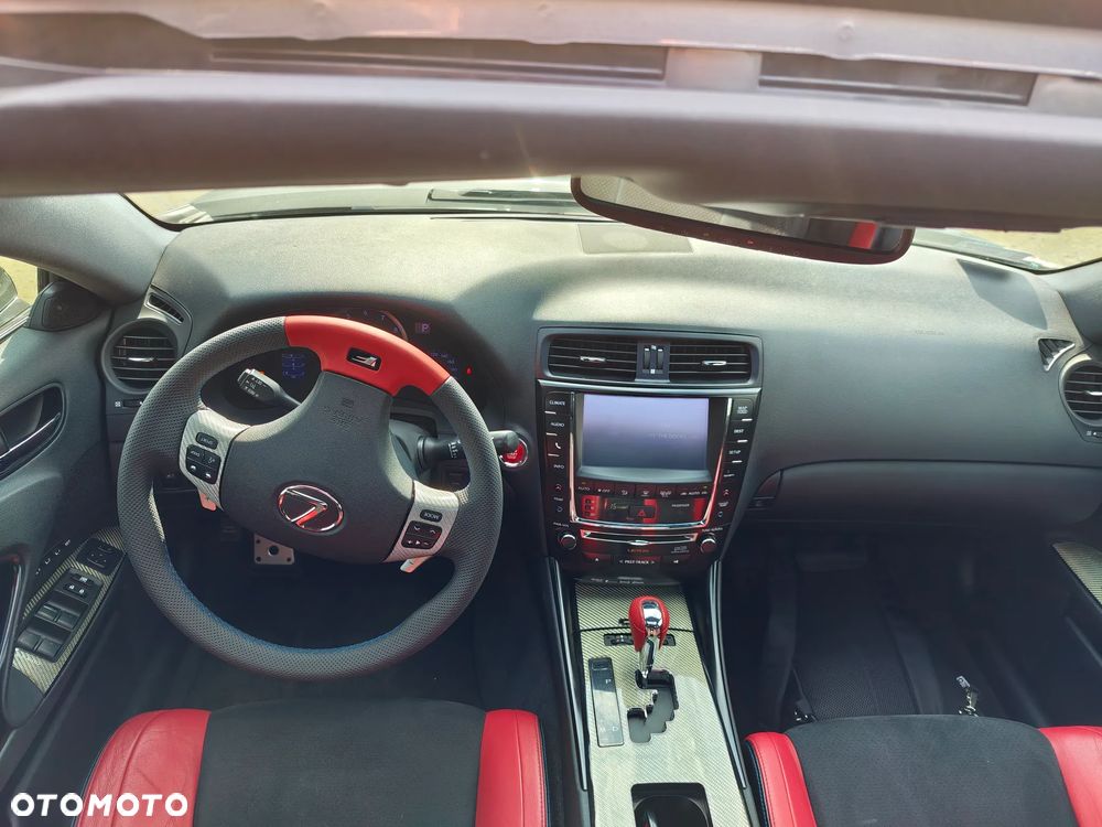 Lexus IS - 24