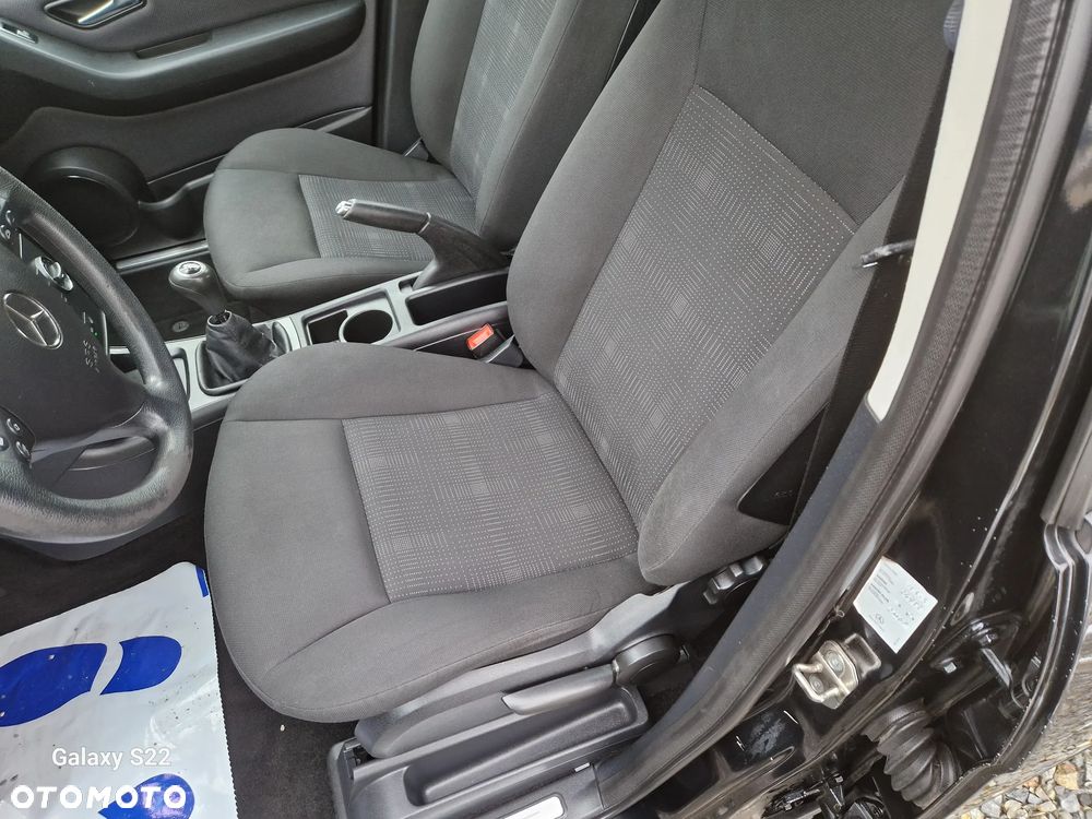 Mercedes-Benz Klasa A 160 BlueEFFICIENCY Special Edition - 15