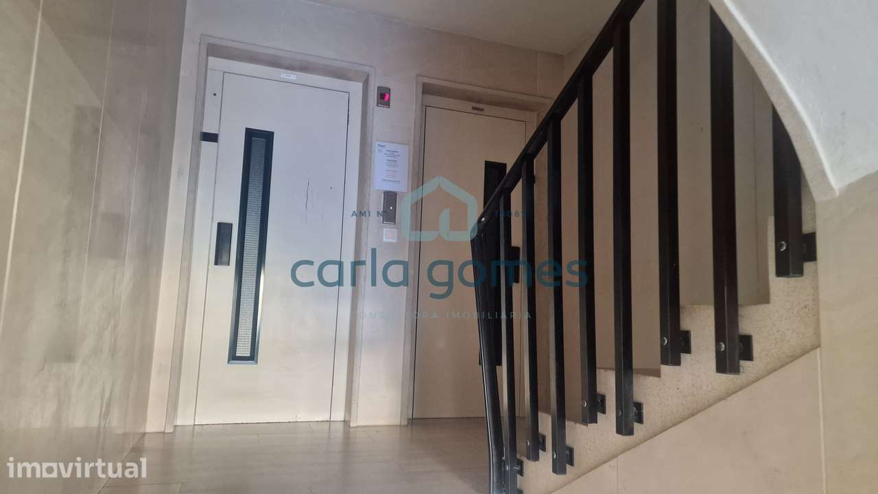 APARTAMENTO T2 C/ LUGAR DE GARAGEM E VISTA MAR – ARCOZELO, V.N. GAIA - Grande imagem: 5/28