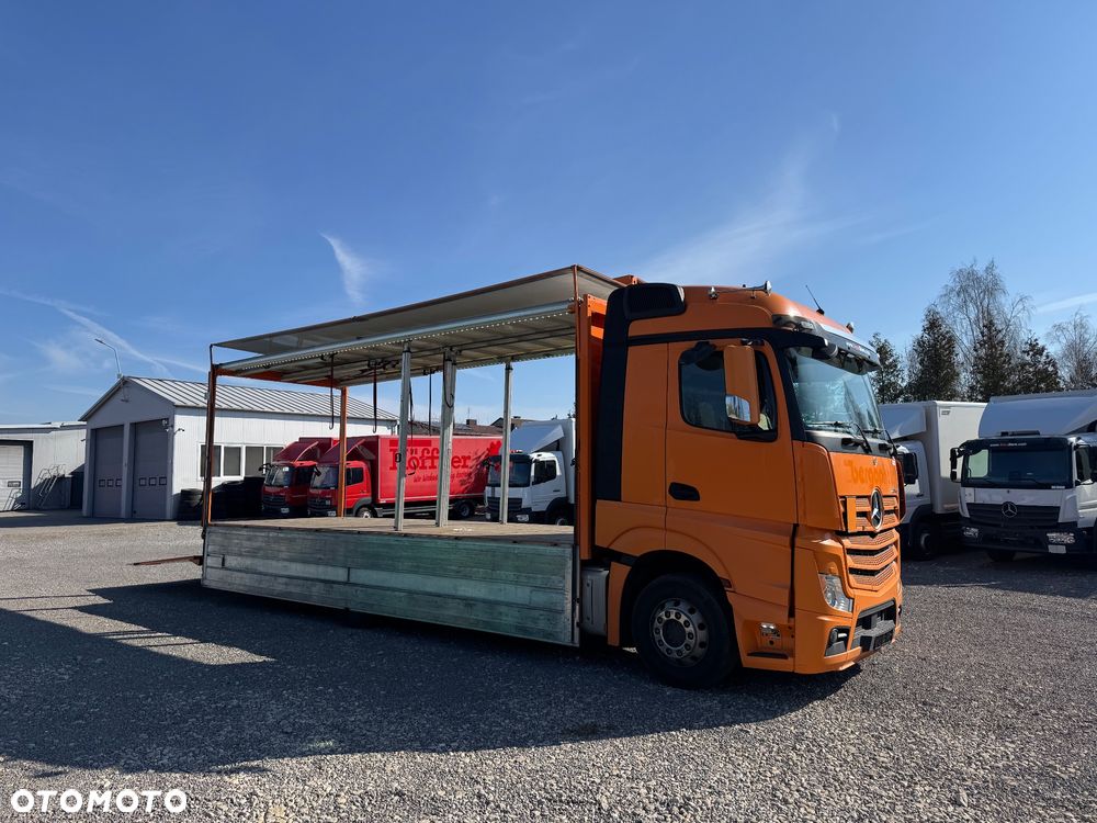 Mercedes-Benz Actros - 23