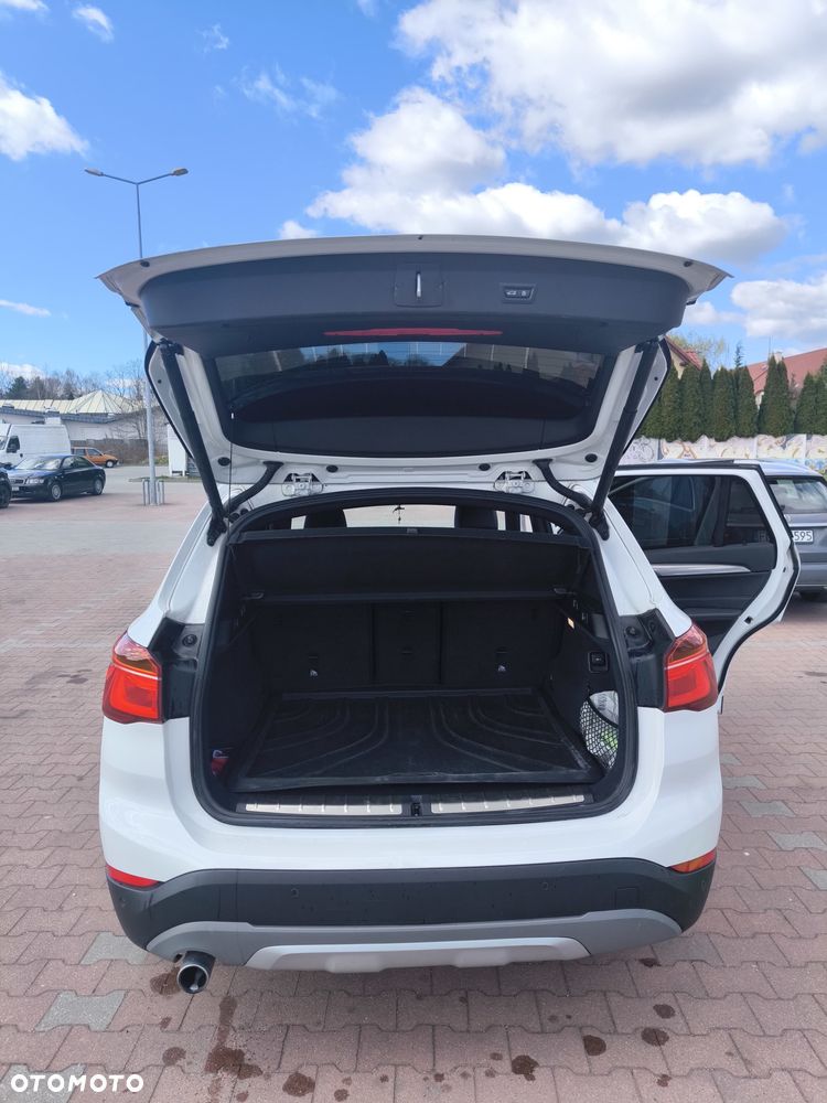 BMW X1 xDrive18d Advantage sport - 8