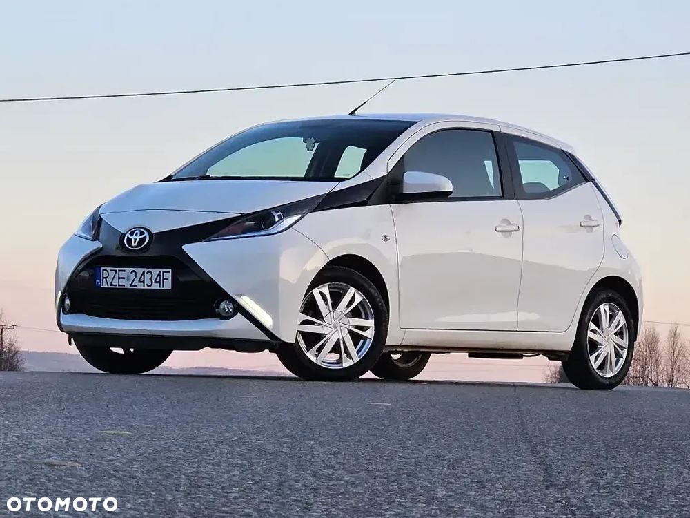 Toyota Aygo City - 1