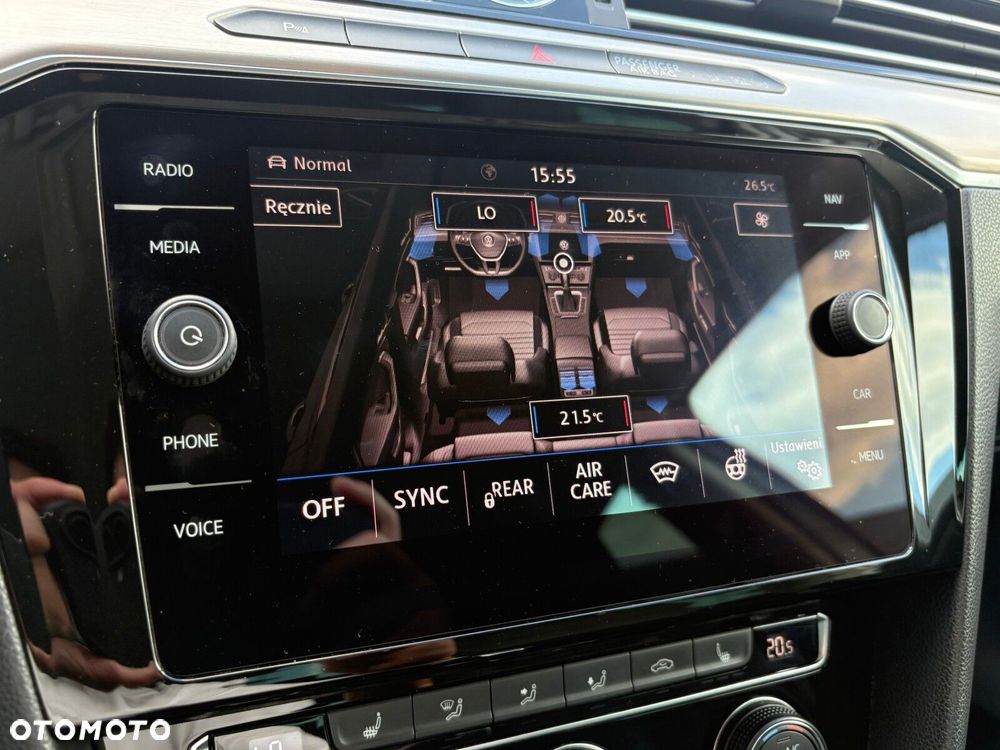 Volkswagen Passat - 36