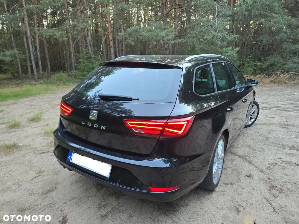 Seat Leon 2.0 TDI FR S&S DSG - 4