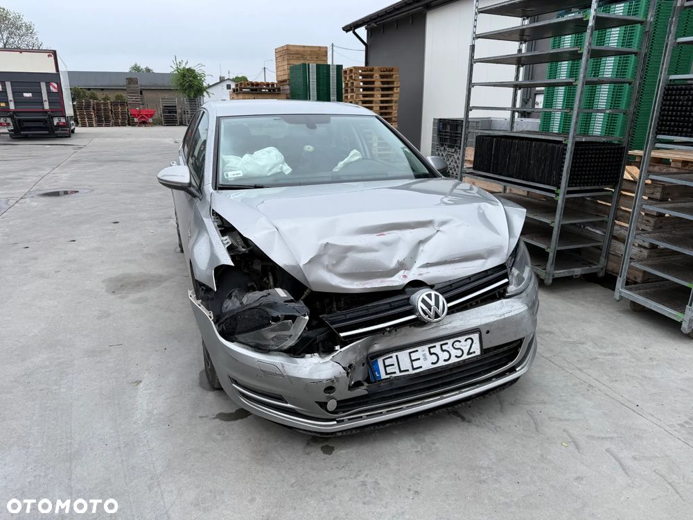Volkswagen Golf 1.6 TDI BlueMotion Technology Cup - 2