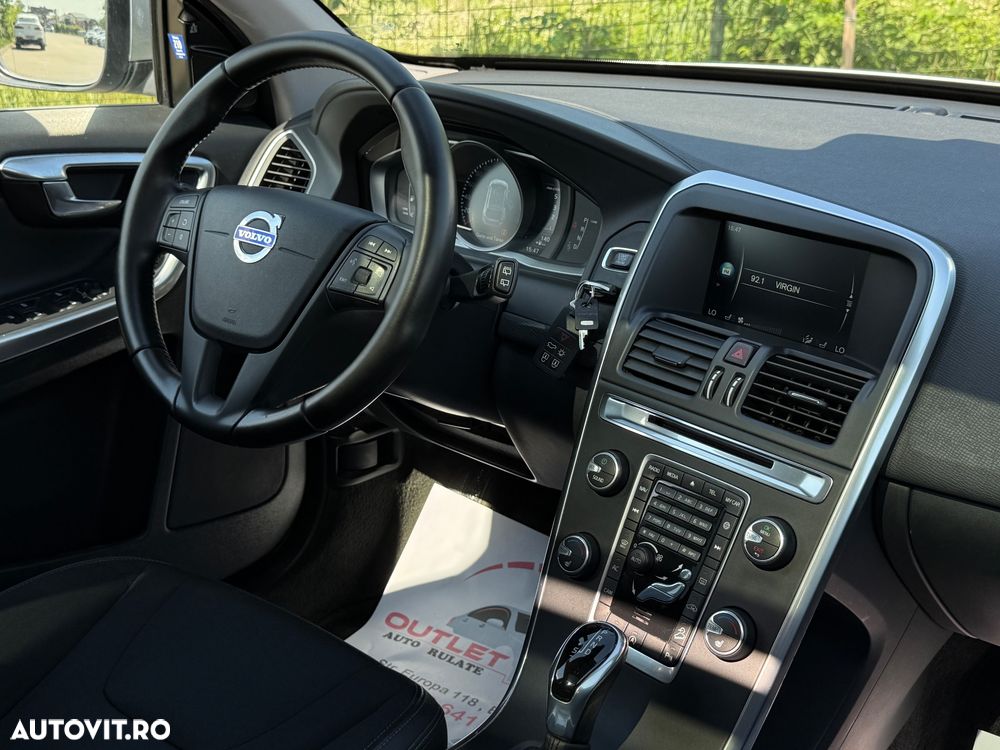 Volvo XC 60 D4AWD Kinetic - 8