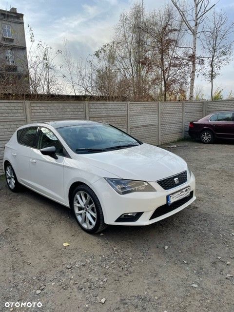 Seat Leon 2015 photo 2