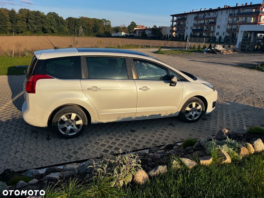 Peugeot 5008 1.6 HDi Style 7os - 1