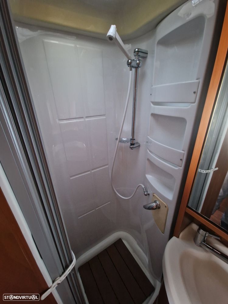 Laika Kreos 3010 cama transversal garagem grande - 7