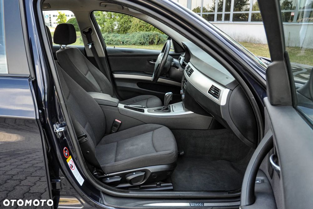 BMW Seria 3 - 11