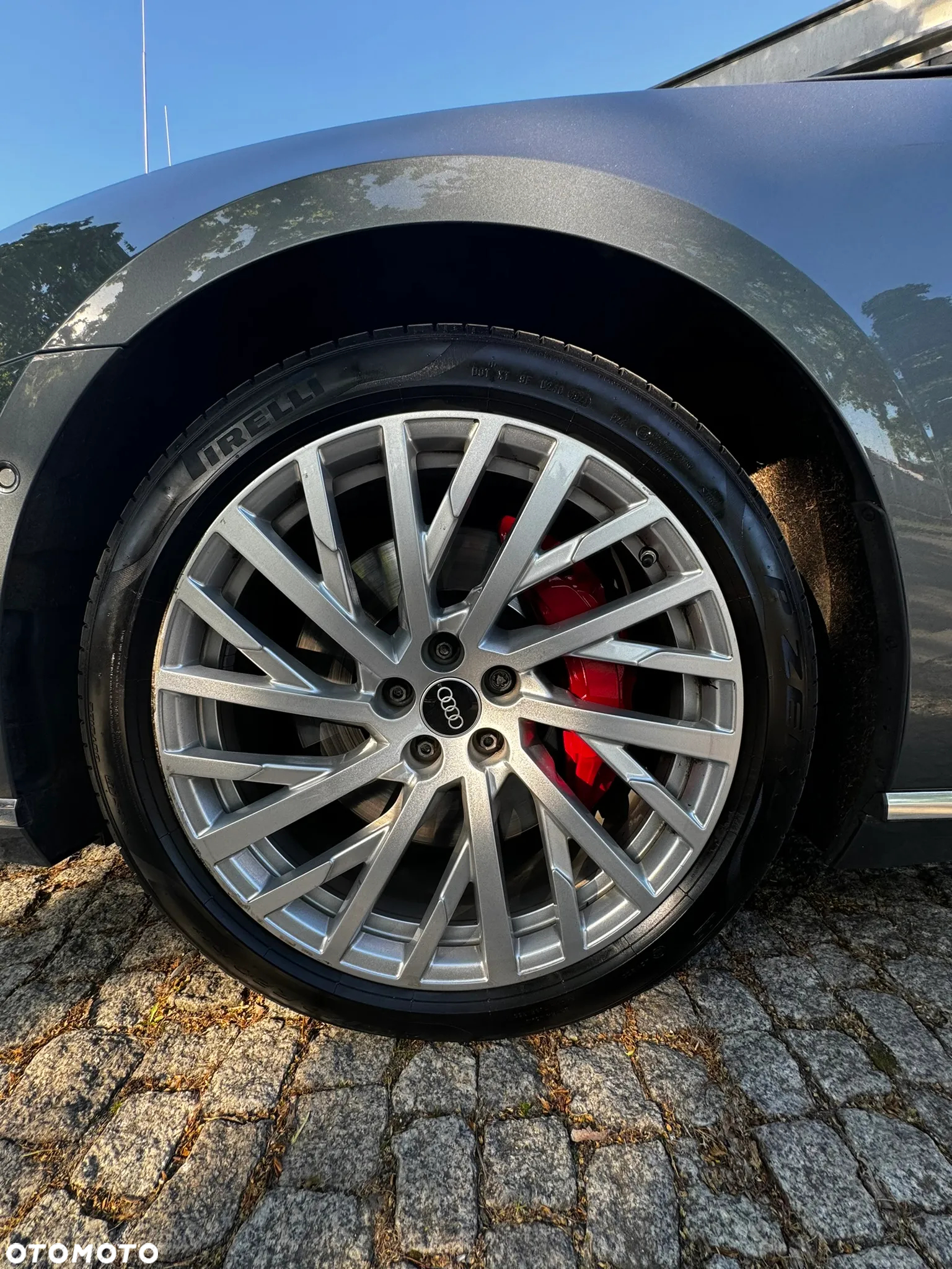 Audi A8 - 13