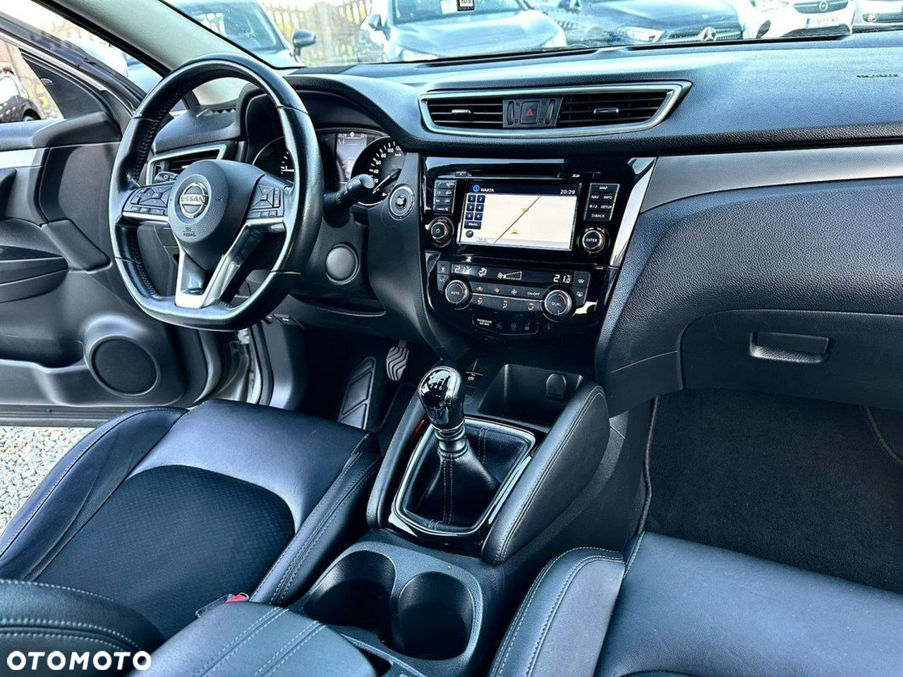 Nissan Qashqai 1.6 DCi Black Edition EU6 - 35