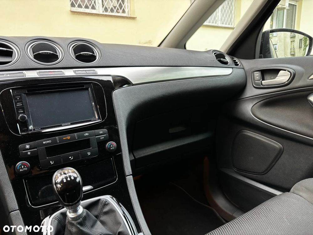 Ford S-Max 2.0 TDCi DPF Titanium - 14