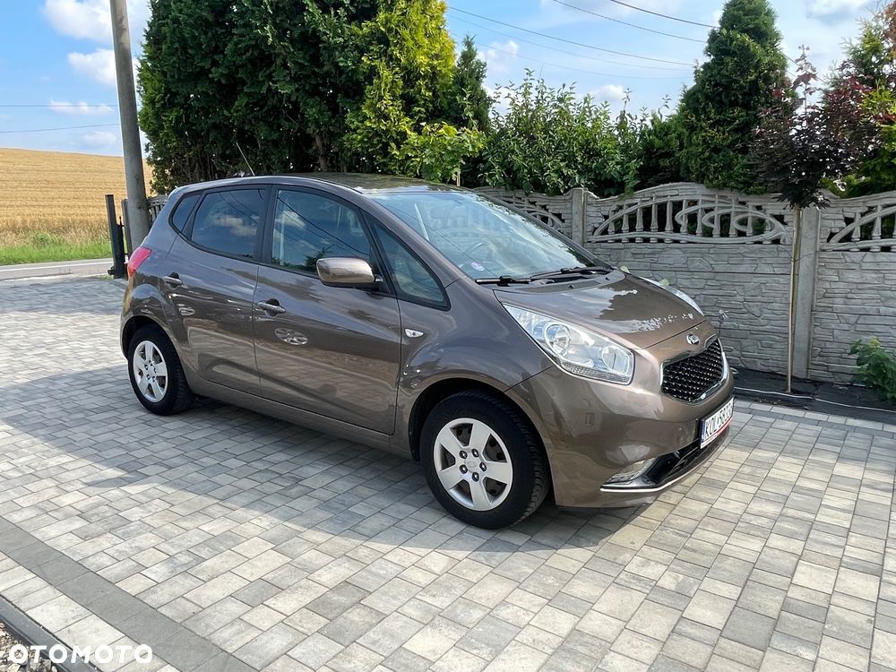 Kia Venga - 5