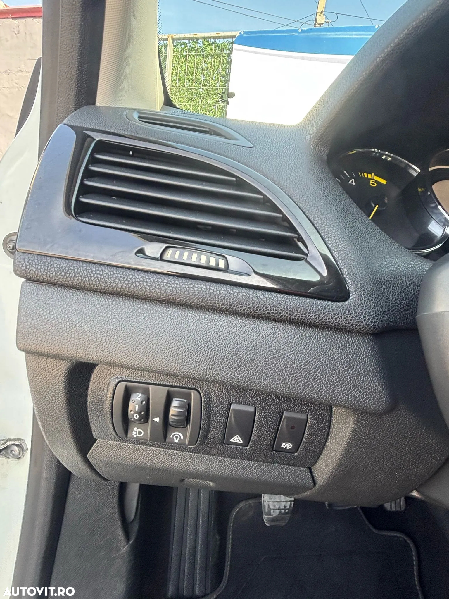 Renault Megane ENERGY dCi 110 Start & Stop Bose Edition - 16