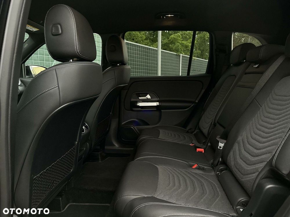 Mercedes-Benz GLB 200 Progressive 7G-DCT - 18