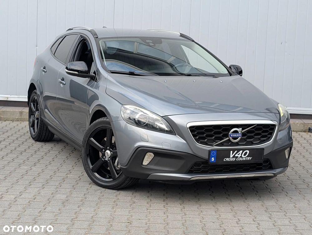 Volvo V40 Cross Country D3 Summum - 2