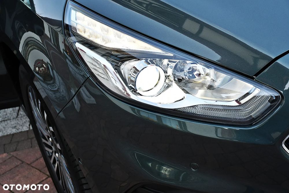 Ford S-Max 1.5 EcoBoost Titanium - 19