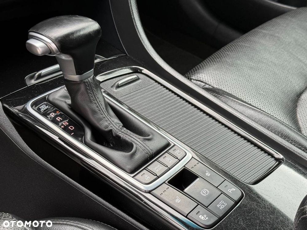 Kia Optima - 7