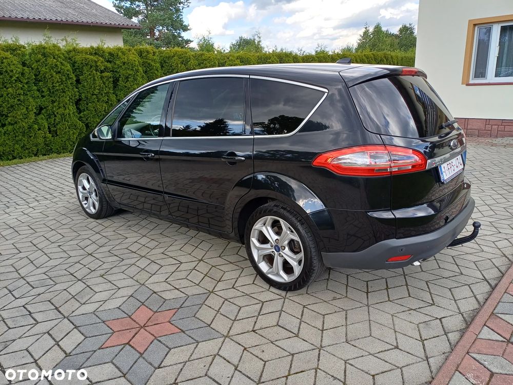 Ford Kuga 2.0 TDCi AWD Titanium - 1