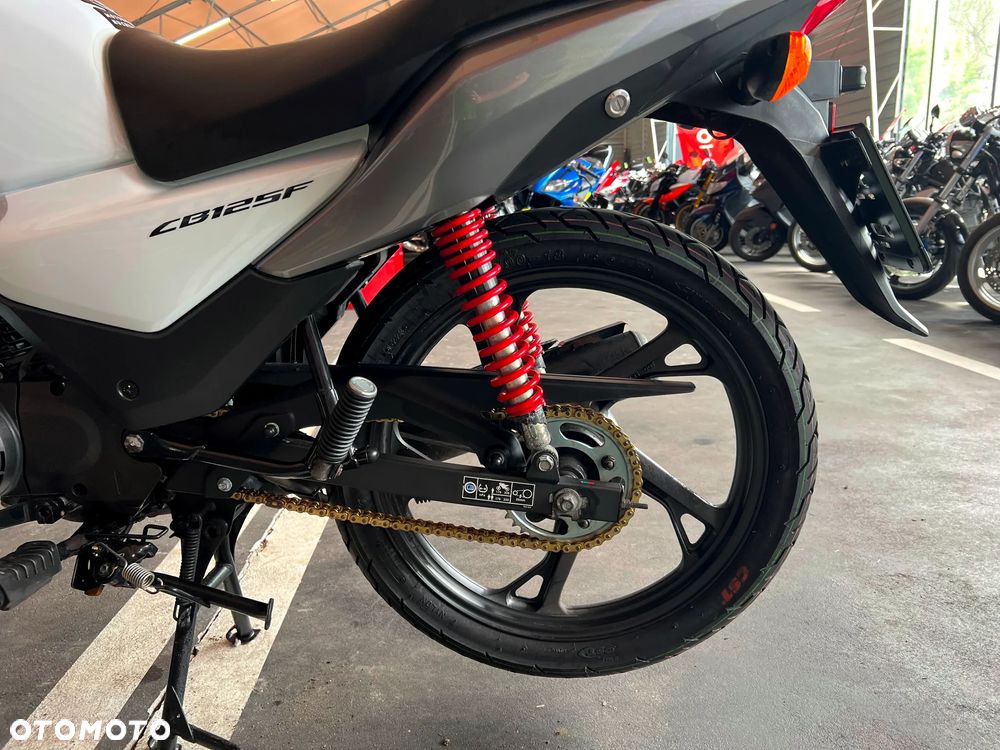 Honda CB - 17