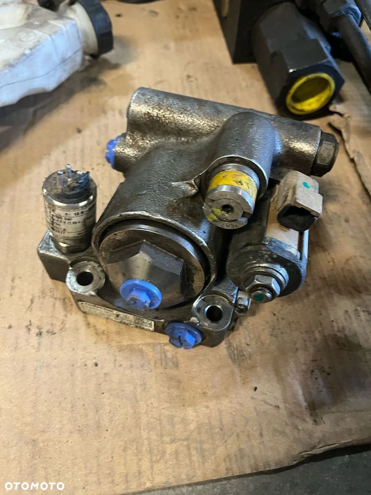 Zawór czujnik paliwa westport VOLVO FH4 24138009 - 1