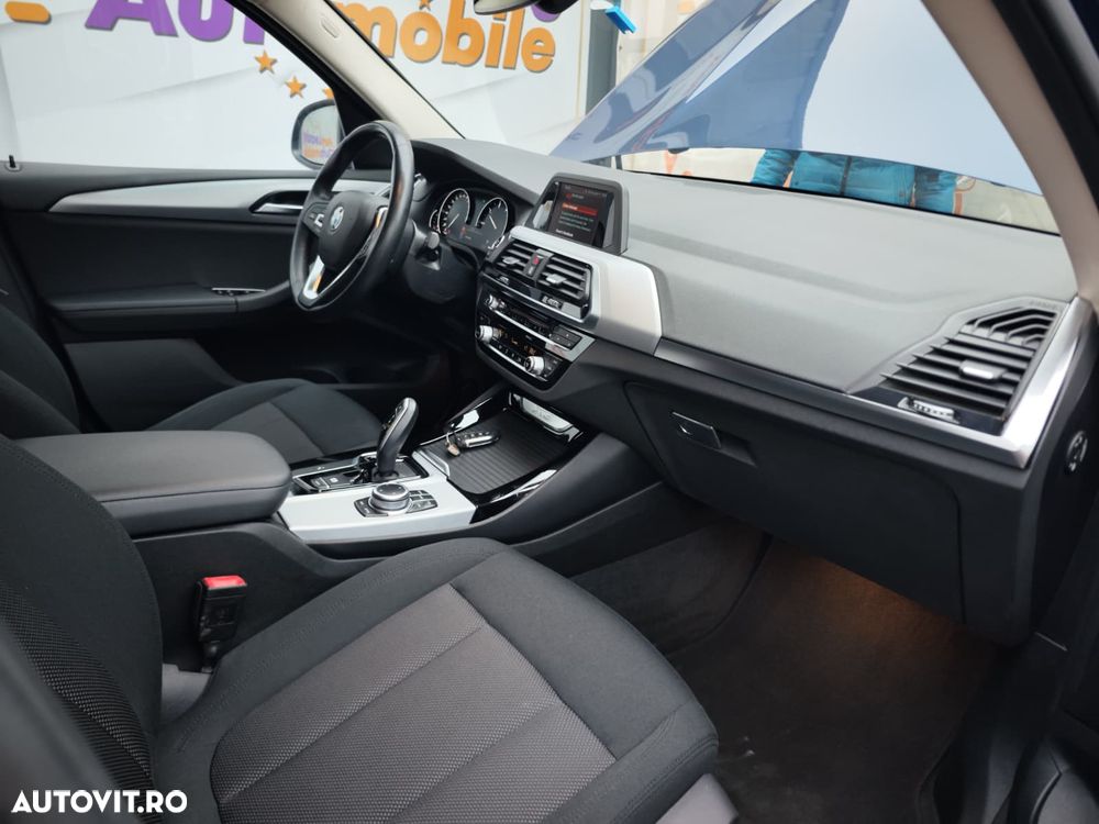 BMW X3 sDrive18d AT MHEV - 11