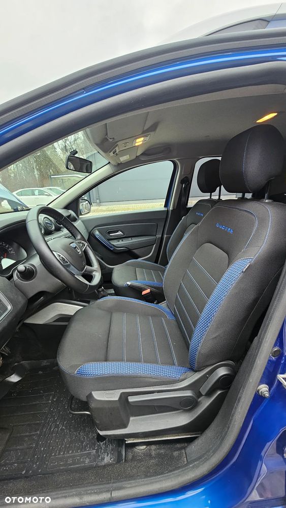 Dacia Duster 1.0 TCe SL Celebration - 11