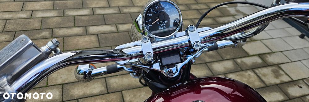 Suzuki Intruder - 10