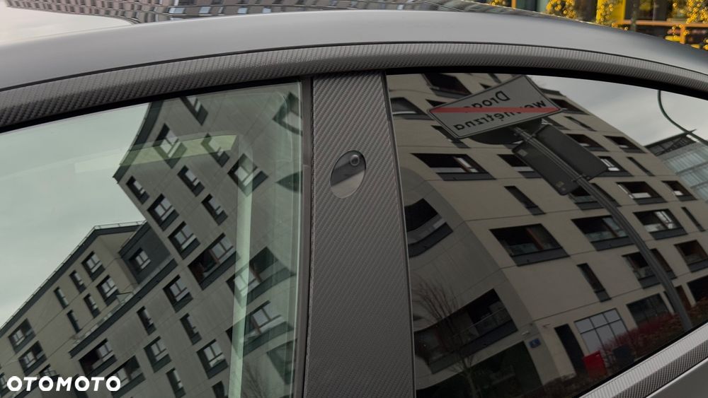 Tesla Model 3 - 7