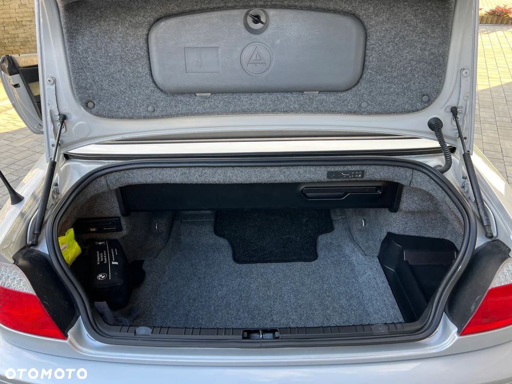 BMW Seria 3 - 33