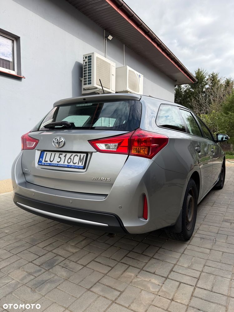 Toyota Auris 1.4 D-4D Active - 11