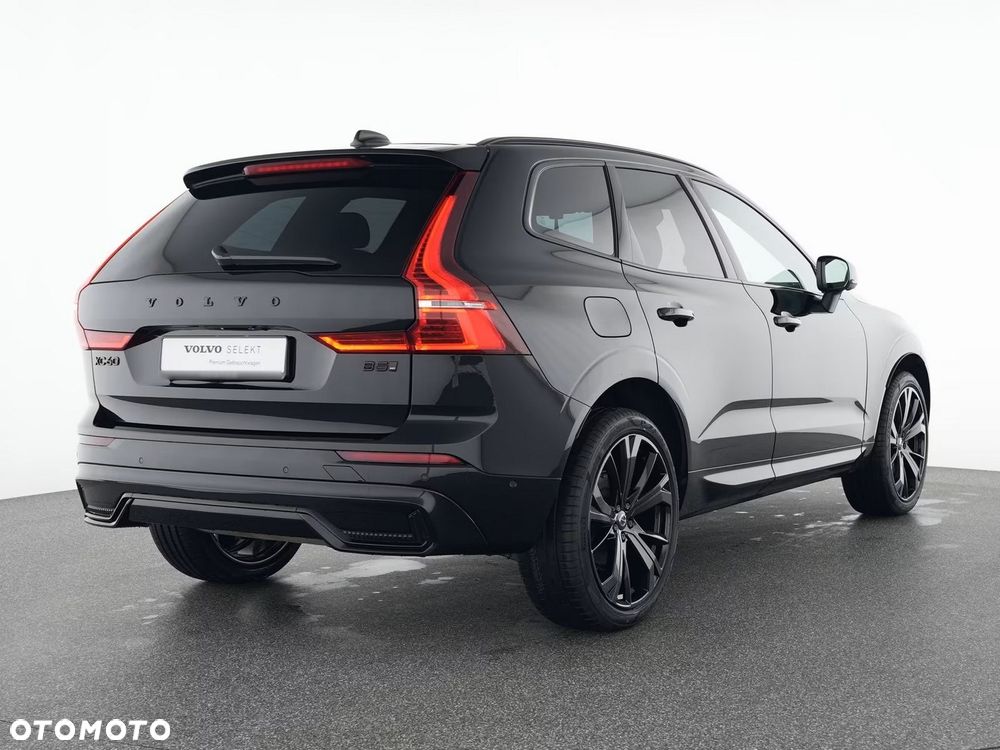 Volvo XC 60 B5 B AWD Ultra Black Edition - 4