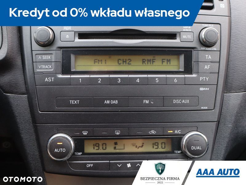 Toyota Avensis - 14