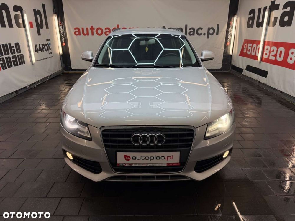 Audi A4 Avant - 4