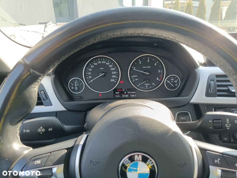 BMW Seria 3 320d DPF - 12