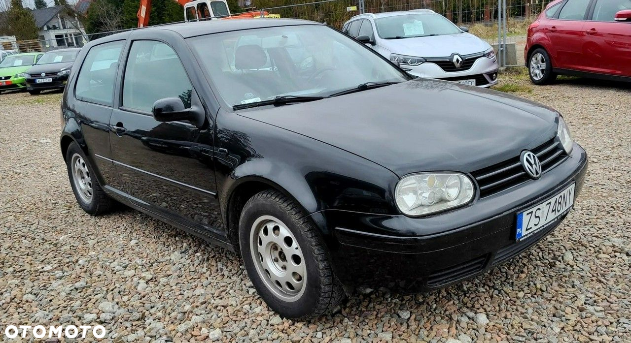 Volkswagen Golf - 5
