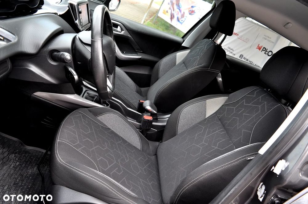 Peugeot 2008 - 14