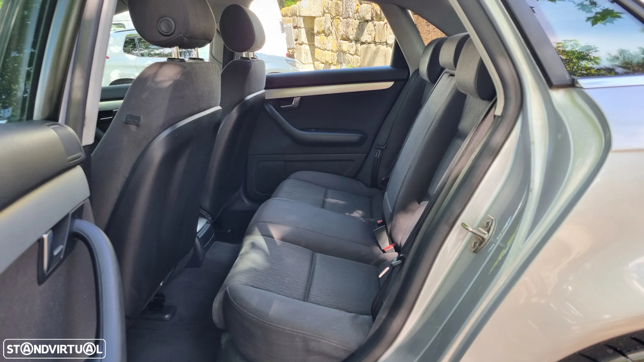 Audi A4 2.0 TDI S-line - 25