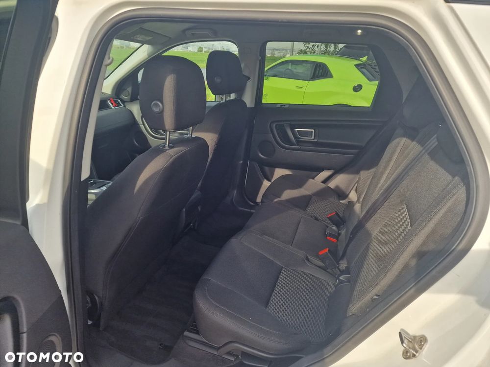 Land Rover Discovery Sport 2.0 TD4 Pure - 11